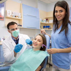 Стоматолог - Медицинские центры, поликлиники