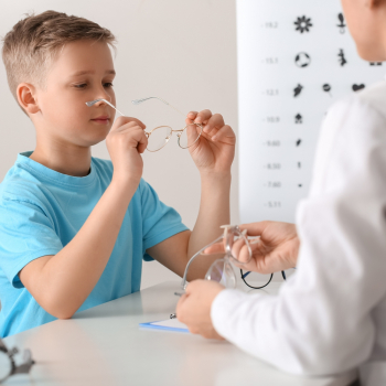 Окулист - Медицинские центры, поликлиники